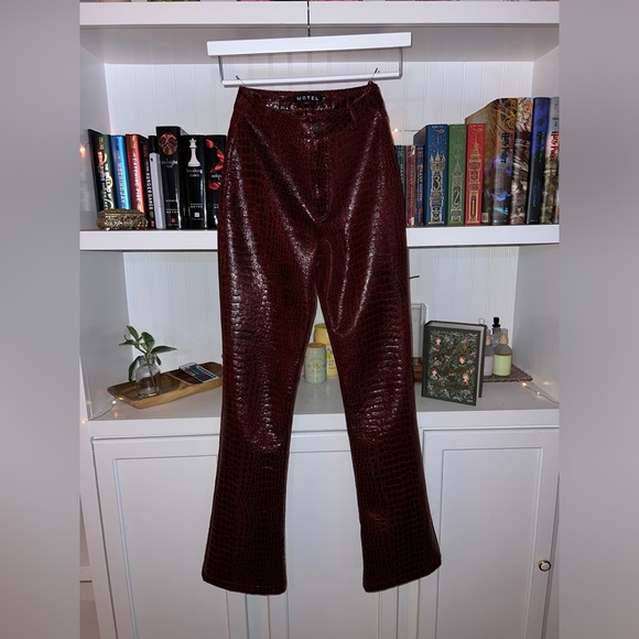 Motel Rocks Pants - Motel Faux Leather Burgundy Crocodile Print Pants Size XS